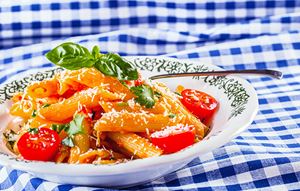 Penne with Pancetta & Tomato
